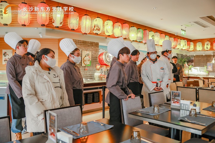 長(zhǎng)沙新東方西點(diǎn)專業(yè)學(xué)子走進(jìn)長(zhǎng)沙運(yùn)達(dá)喜來(lái)登酒店