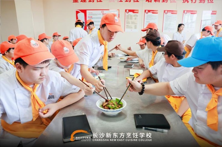 產(chǎn)教融合企業(yè)大碗先生總廚親授